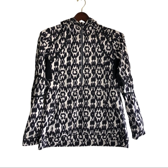 lululemon athletica Jackets & Blazers - EUC Lululemon Willpower Ikat Print